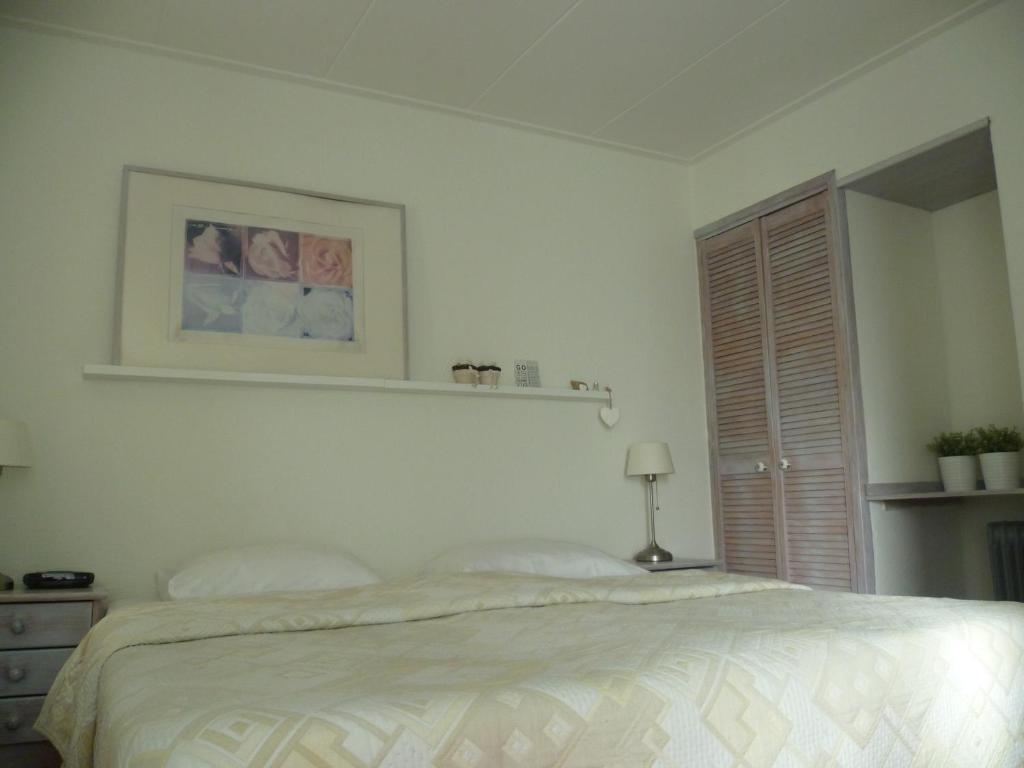 Hotel Pension Oranje Valkenburg aan de Geul Δωμάτιο φωτογραφία
